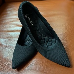 VIVAIA Women's EU 38.5 / US 8.5 Black AriaVisit Wedge Pointed Toe Heels